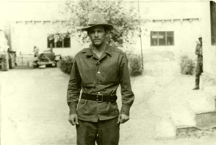 054_241.noya.84.sprava.vkhod.5msr.(ofitsery.i.praporshchiki).pryamo.soldatskaya.stolovaya