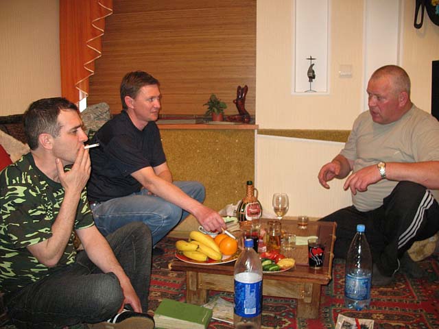 030_2007-05-08.v.gostyakh.u.topalova..topalov,.khristenzen,.ezernitskiy.img_1067
